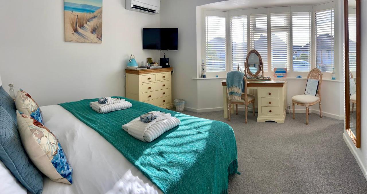 Avon Beach Bed & Breakfast Христчёрч Экстерьер фото