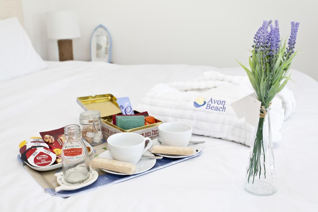 Avon Beach Bed & Breakfast Христчёрч Экстерьер фото