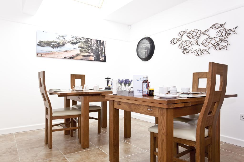 Avon Beach Bed & Breakfast Христчёрч Экстерьер фото