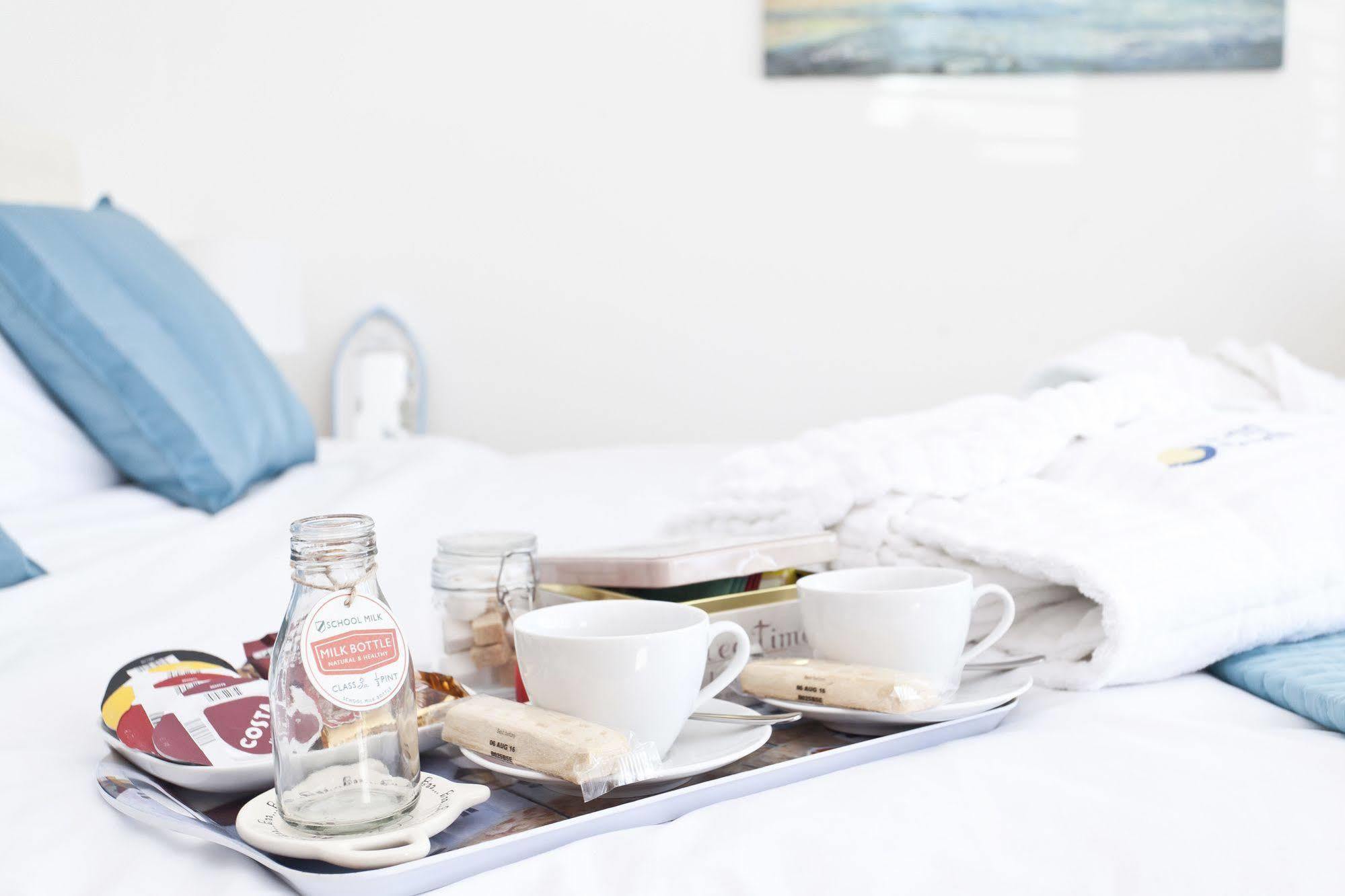 Avon Beach Bed & Breakfast Христчёрч Экстерьер фото